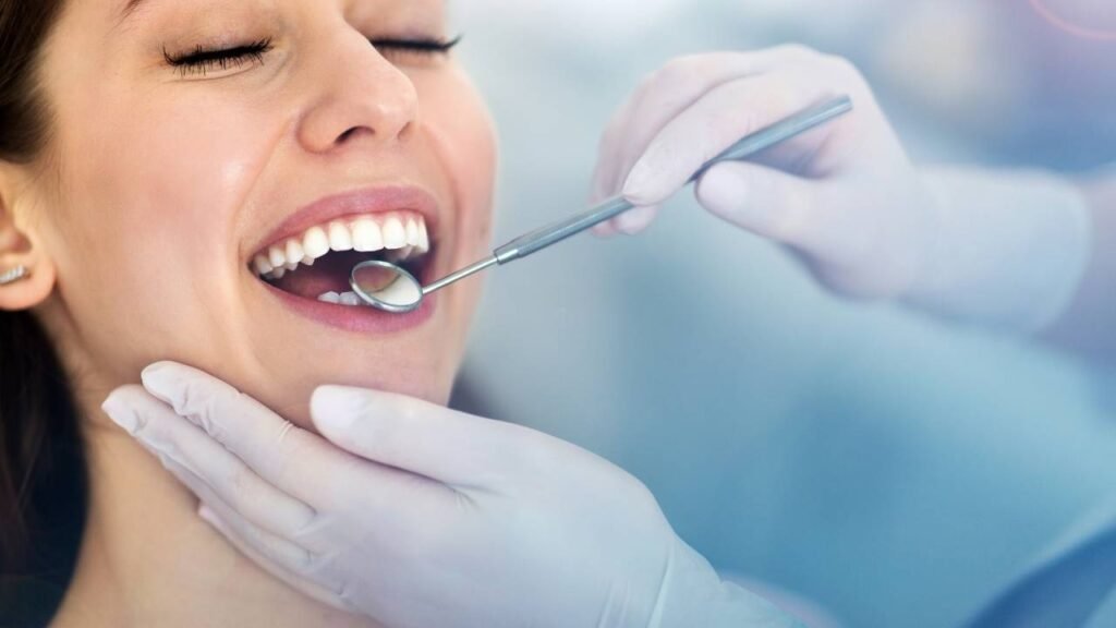 Lente de contato dental em Itaipu